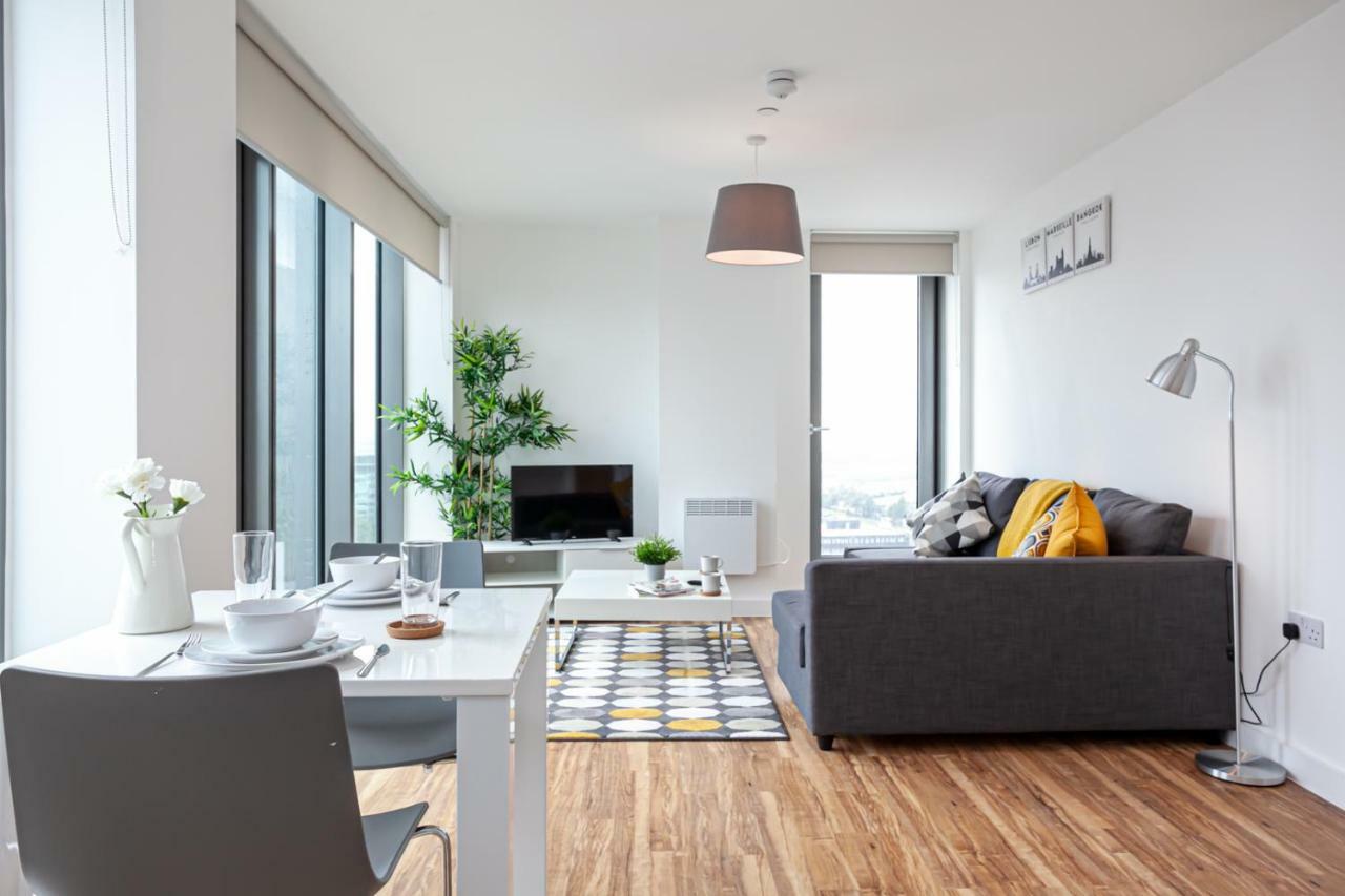 X1 Apartments Salford Quays Екстер'єр фото