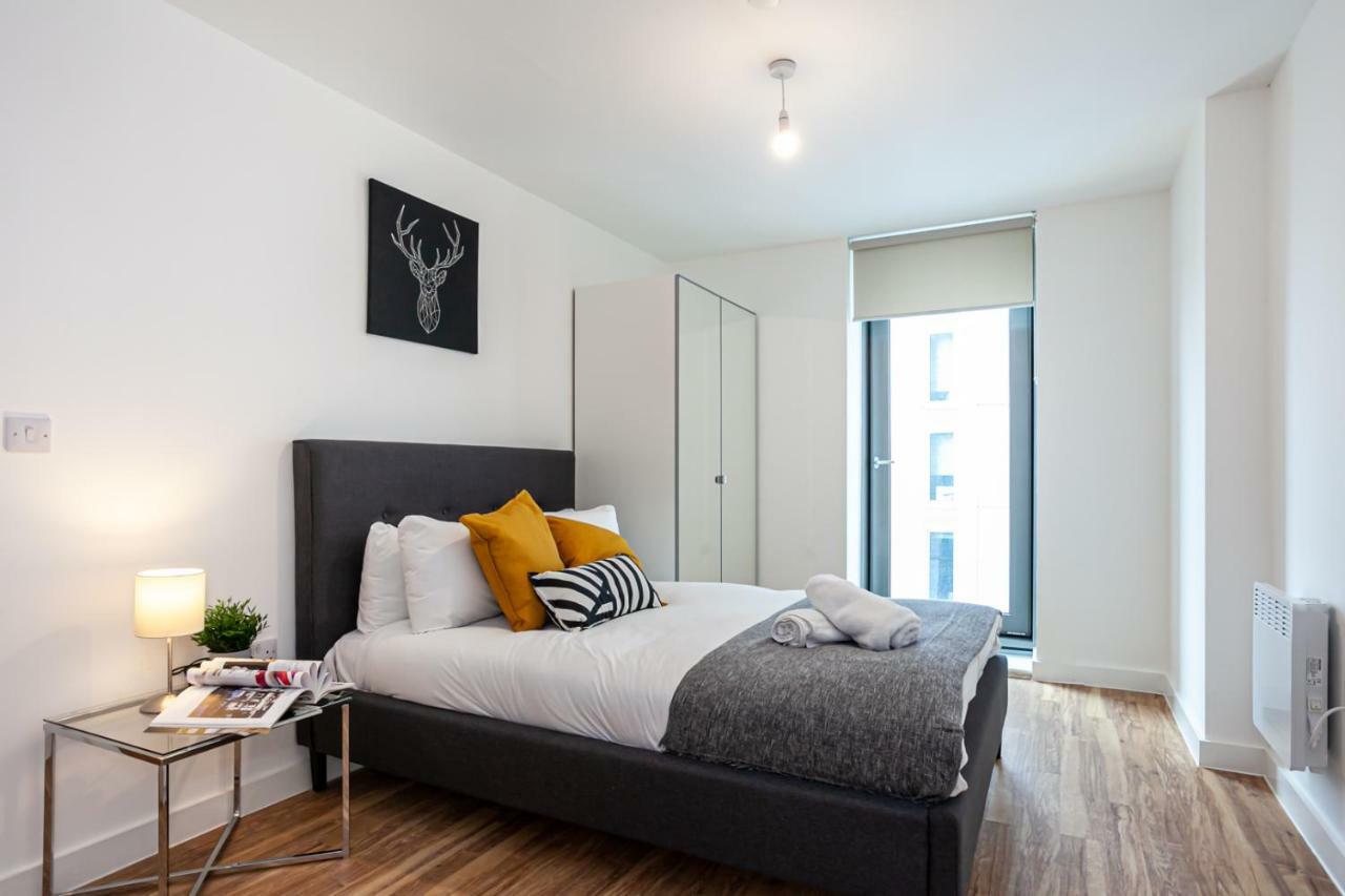 X1 Apartments Salford Quays Екстер'єр фото