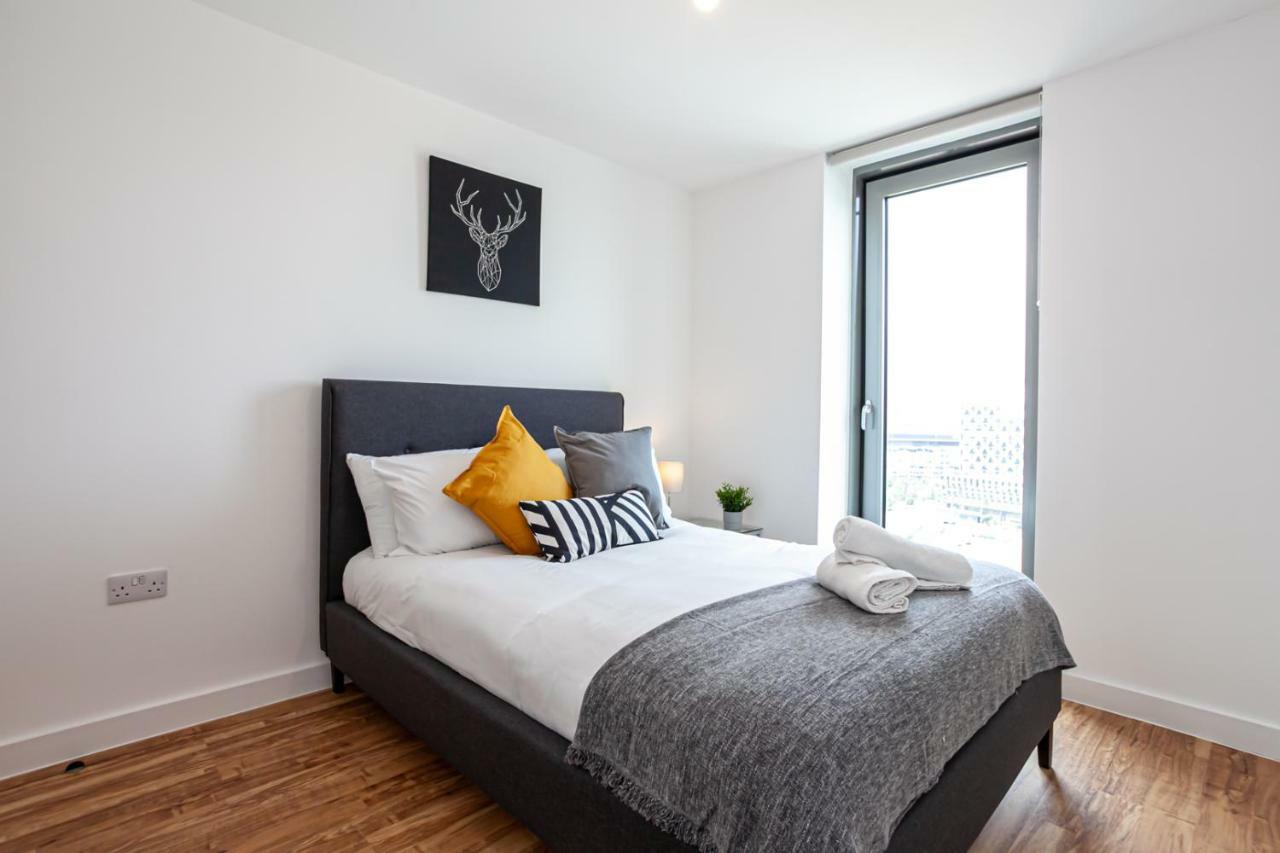 X1 Apartments Salford Quays Екстер'єр фото